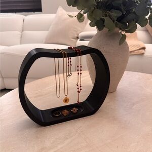 Elegant Black Jewelry Holder - 9"